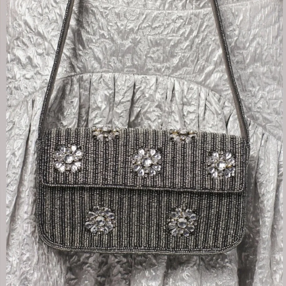 Gorgeous, Anthropologie Fiona Beaded bag❤️NWT - Picture 2 of 5